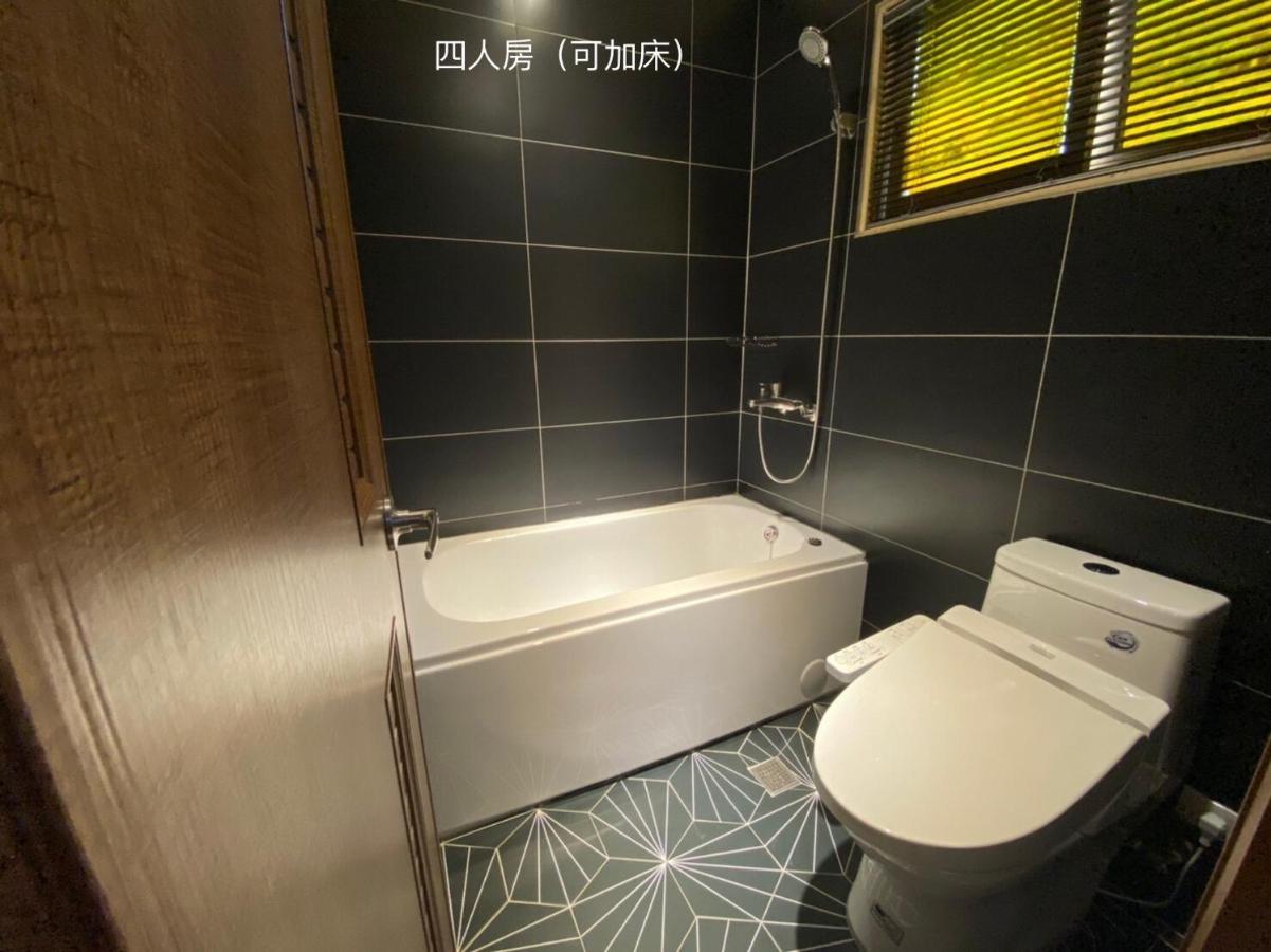 良文旅2館ryou Hotel Vintage - II 台南 エクステリア 写真