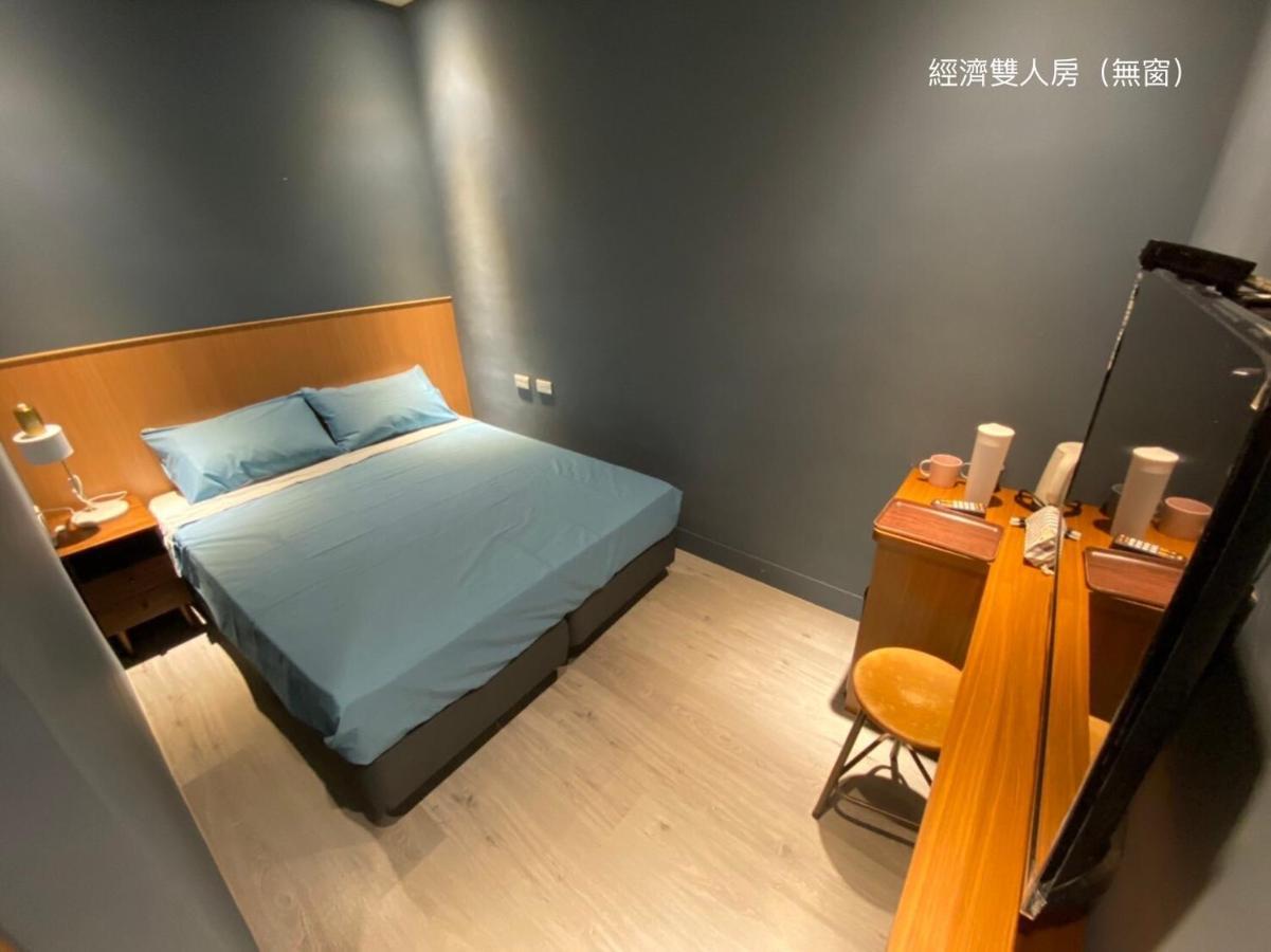 良文旅2館ryou Hotel Vintage - II 台南 エクステリア 写真