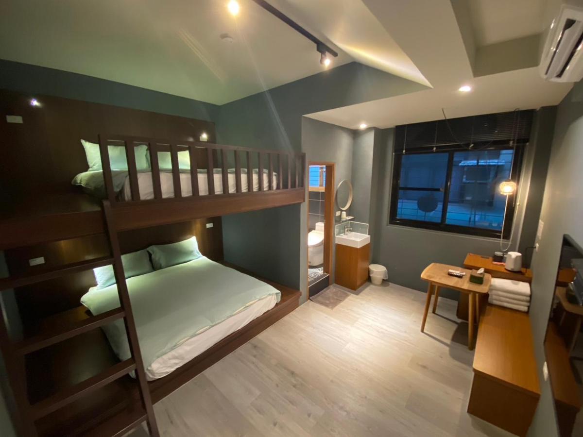良文旅2館ryou Hotel Vintage - II 台南 エクステリア 写真