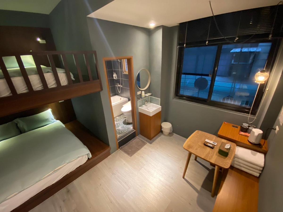 良文旅2館ryou Hotel Vintage - II 台南 エクステリア 写真